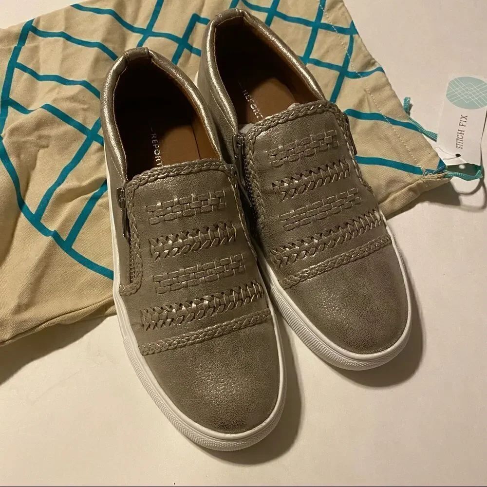 Report Aillee Metallic Gold Platform Slip On Sneakers Women’s 7 Side Zip NEW